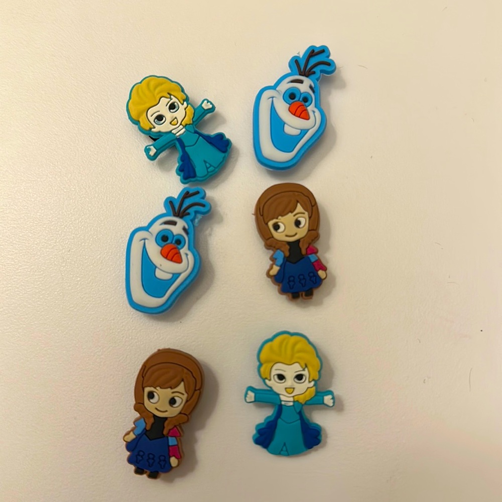 Disney Frozen croc charms